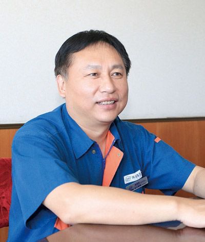 煙臺環(huán)球機床附件集團有限公司總工程師初福春