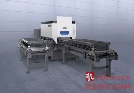 高性能矯平機(jī) HiCap® 70 Plus,帶有兩個(gè)適用矯平不同材料、高強(qiáng)度和高厚度卷材的輥盒更換裝置 高性能矯平機(jī) HiCap® 70 Plus,帶有兩個(gè)適用矯平不同材料、高強(qiáng)度和高厚度卷材的輥盒更換裝置